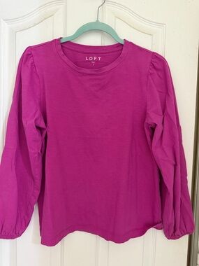 💙 4 for $40 💙 LOFT Bright Pink Long-Sleeve Puff-Sleeve Tee